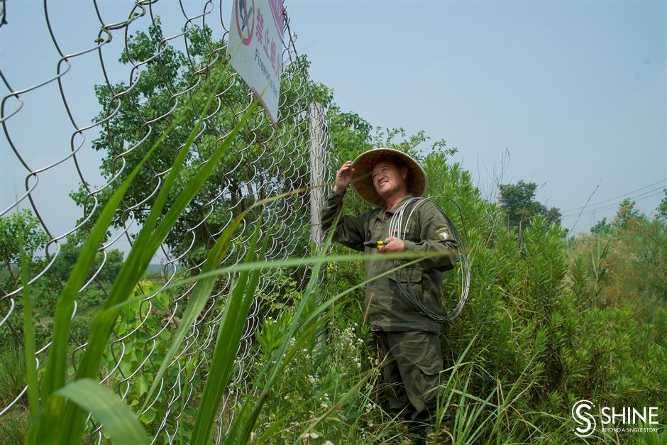 Elk reserve ranger to bid sad farewell to his animal family