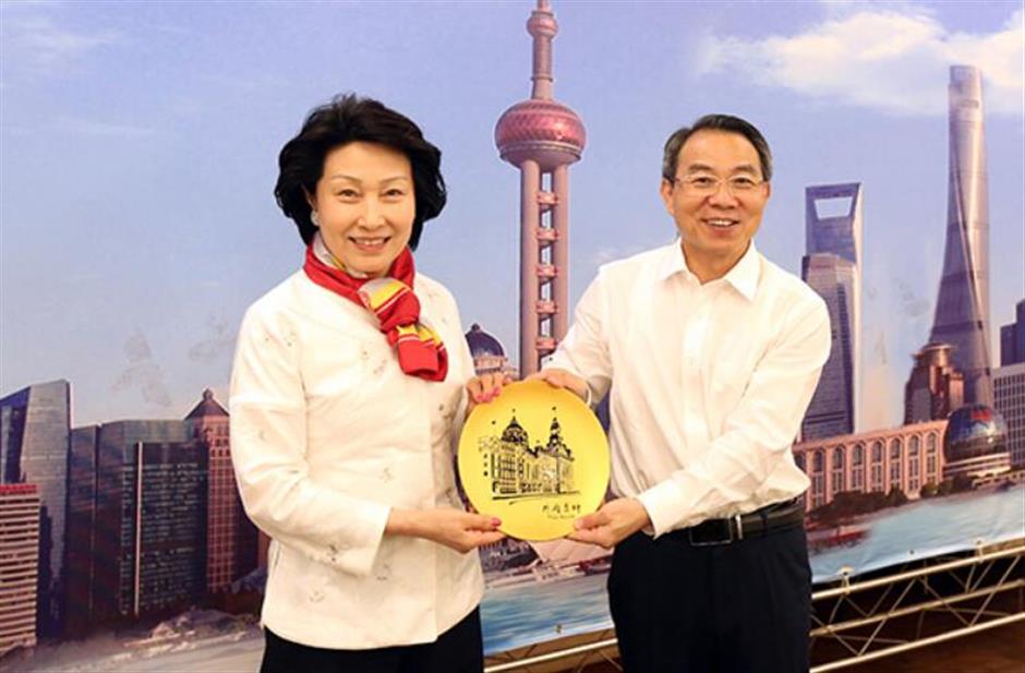 CPPCC city committee chief meets Hong Kong delegates