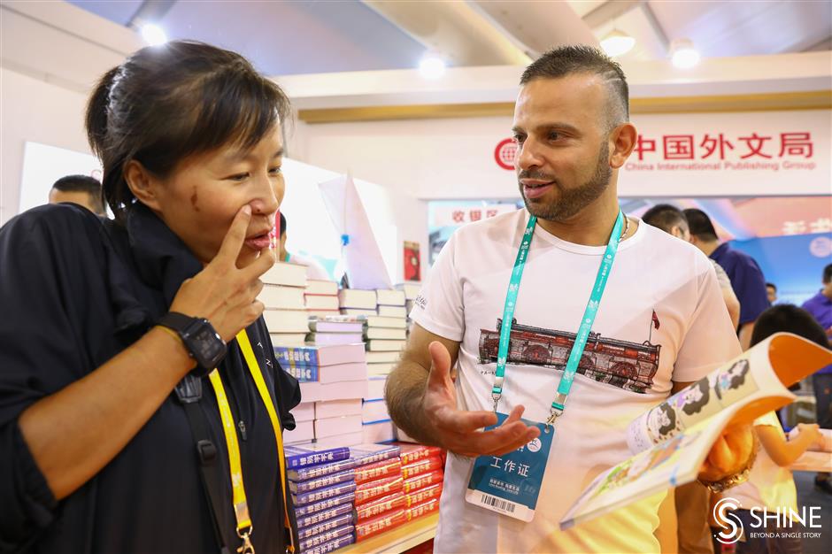 Hundreds of new books debut as Shanghai Book Fair kicks off