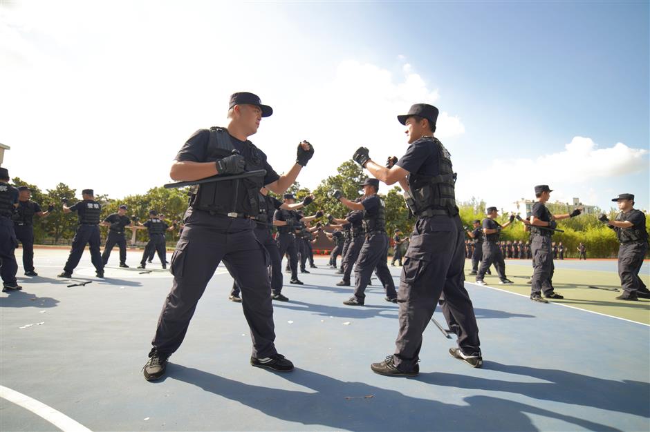 Nearly 200 new prison officers complete extensive training