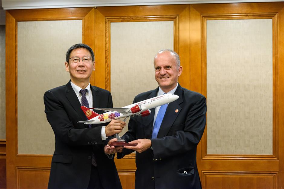 1st direct Shanghai, Athens flight to begin in June