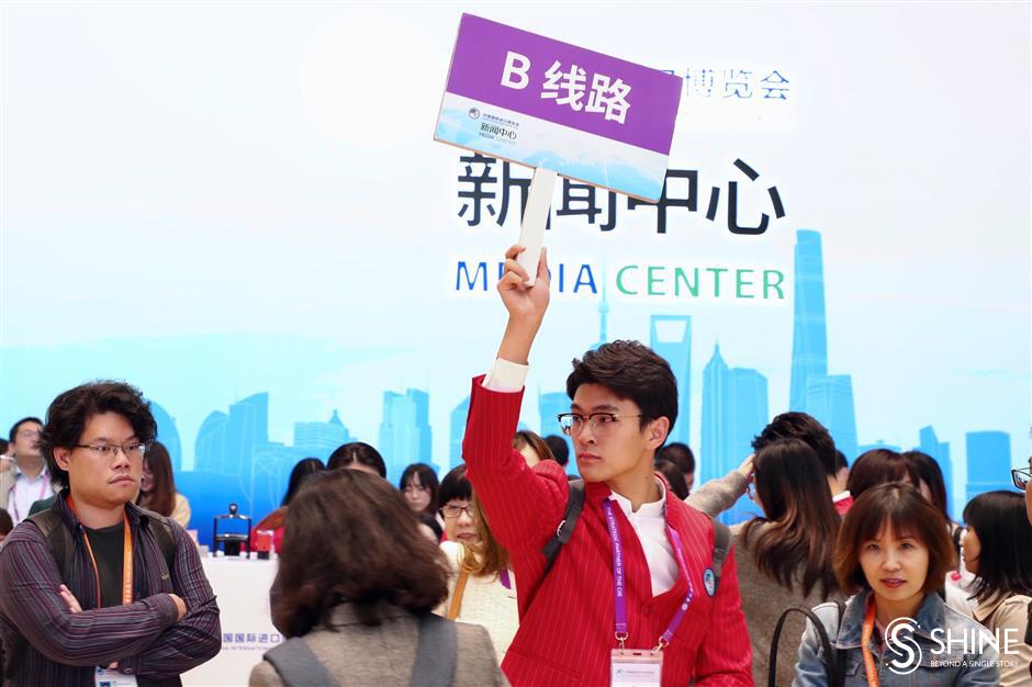 The helping hands of CIIE: day three through the lens of Shanghai Daily