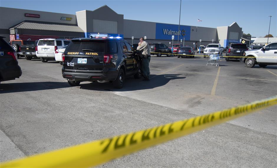 3 dead in Oklahoma Walmart shooting, including gunman