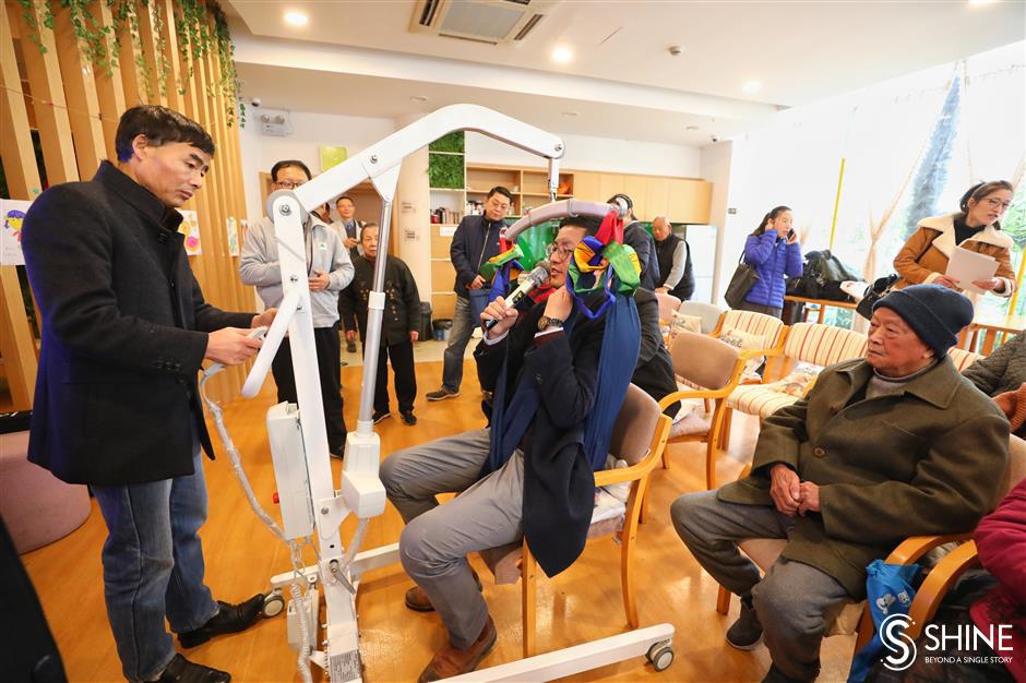 Residents try out rehab devices for rent