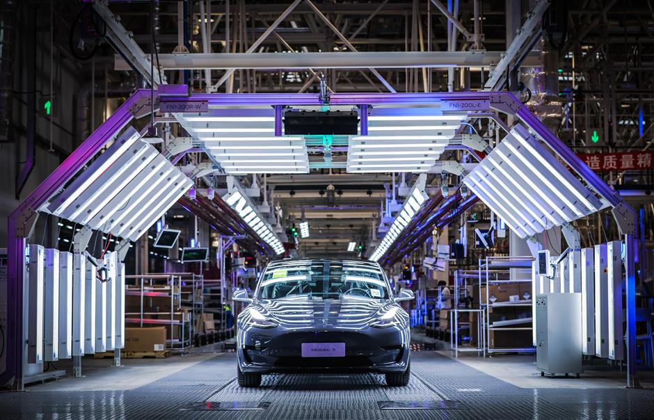 Tesla delivers first China-made Model 3s