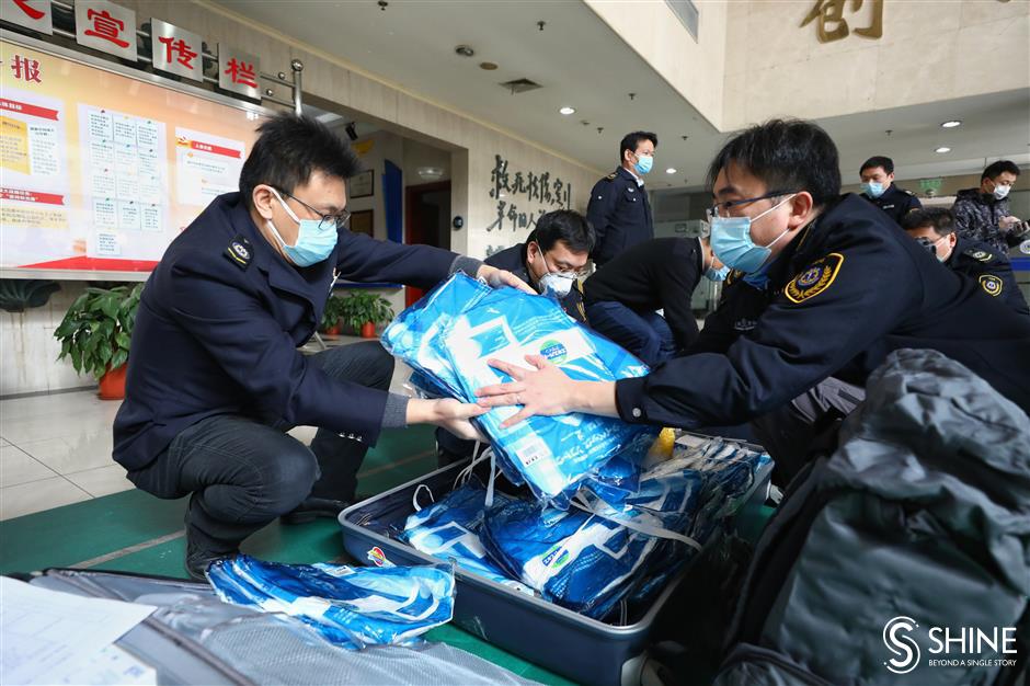 Another batch of Shanghai medics head for Wuhan