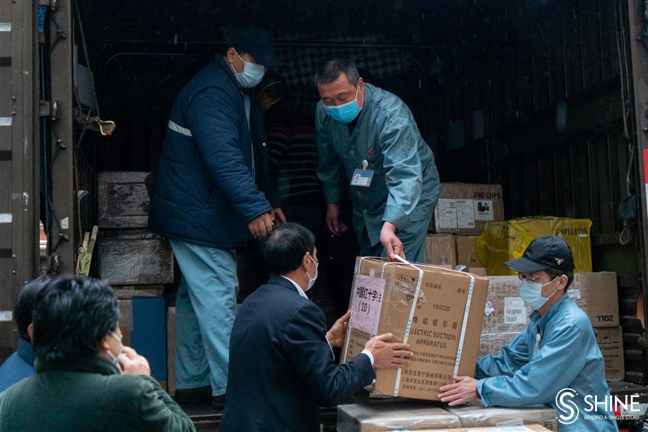 Retired soldiers' mercy mission to Wuhan
