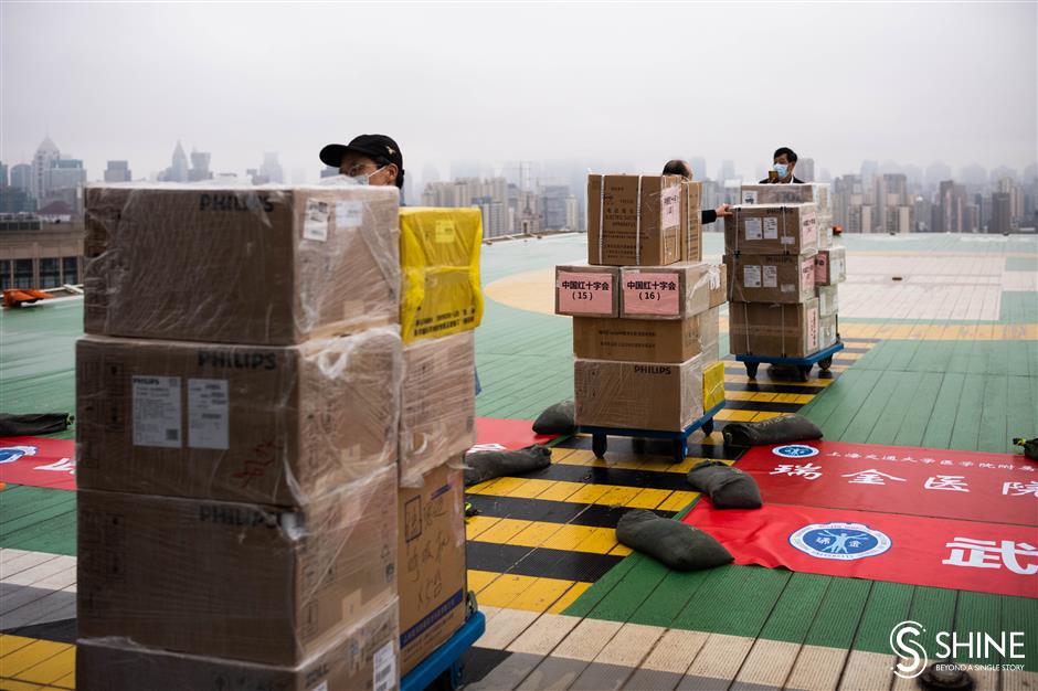 Retired soldiers' mercy mission to Wuhan