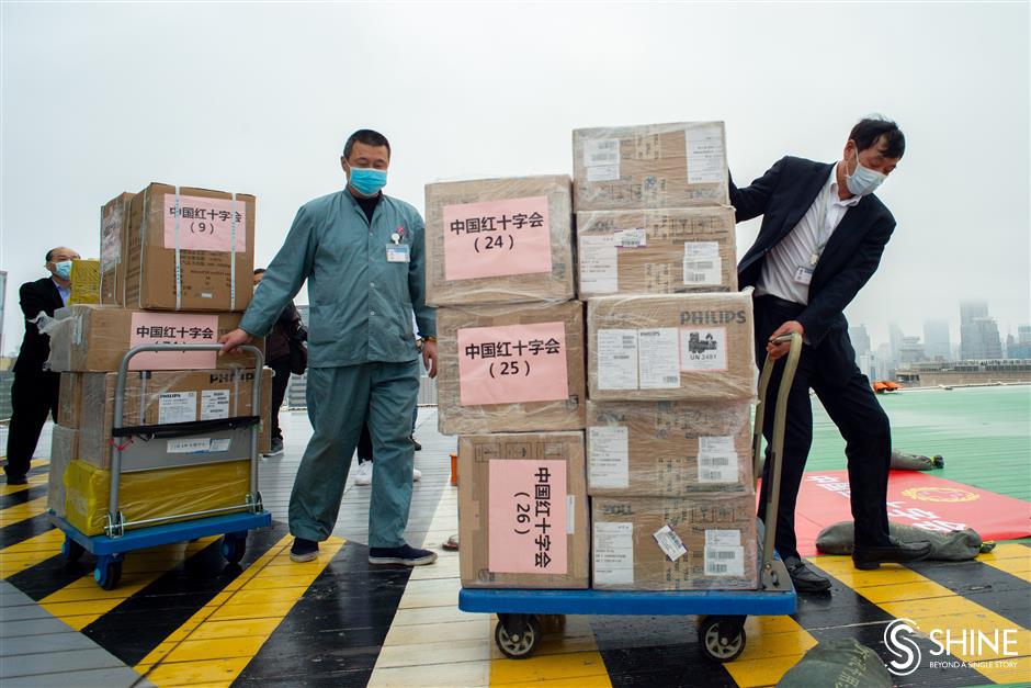 Retired soldiers' mercy mission to Wuhan