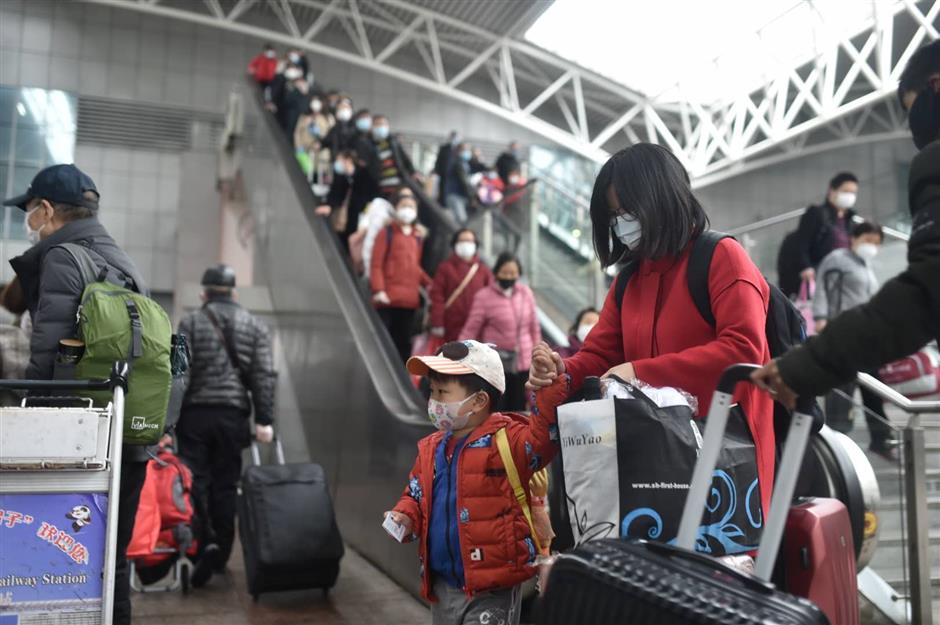 Regular train services to Wuhan resume as epidemic ebbs