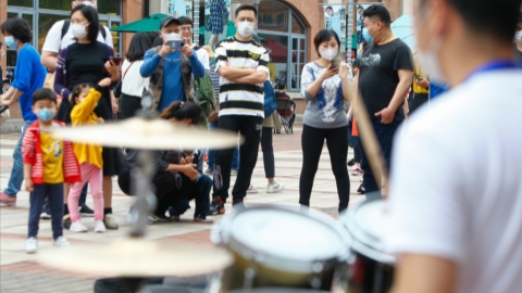 Millions enjoying Shanghai's attractions - Shanghai Metro News