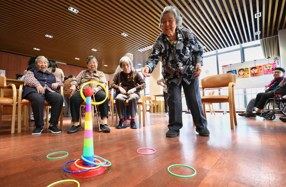 Shanghai elderly-care centers reopen as restrictions ease