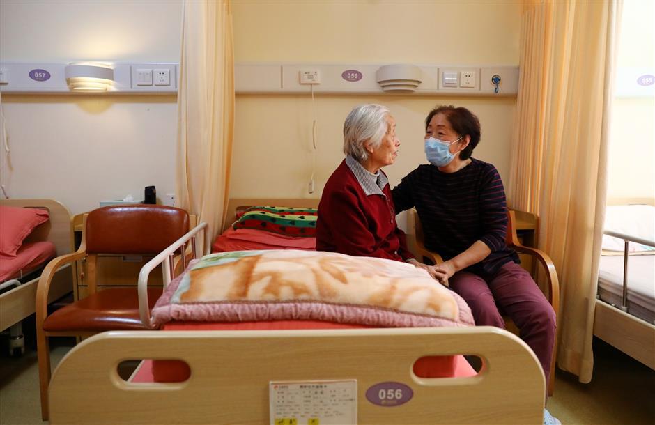 Shanghai elderly-care centers reopen as restrictions ease