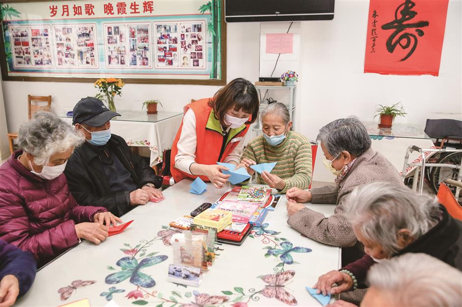 Happy day for elderly as center prepares lunch