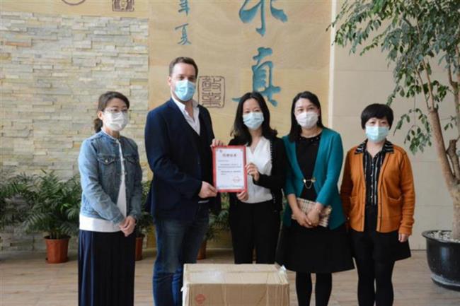 Sopexa donates 8,000 face masks to Shanghai