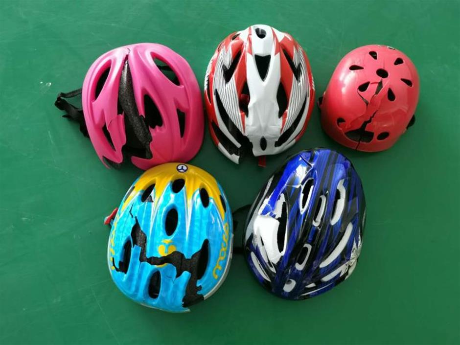 Helmets and shoes for children fail tests