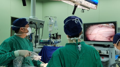 Acupuncture anesthesia used in lung cancer surgery - SHINE News