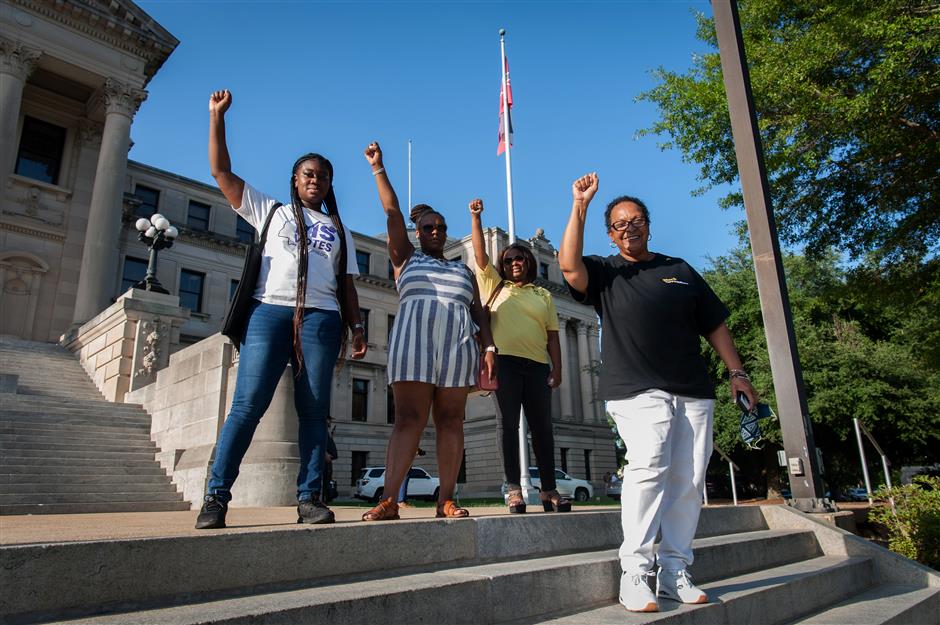 Mississippi to remove Confederate symbol from state flag