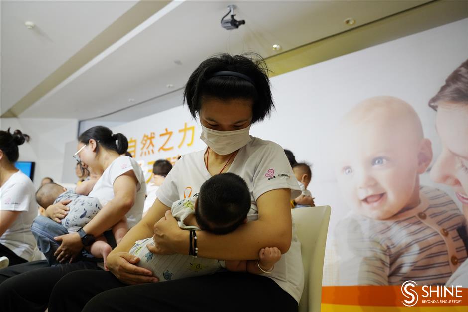 Young mothers' flash mob promotes breastfeeding