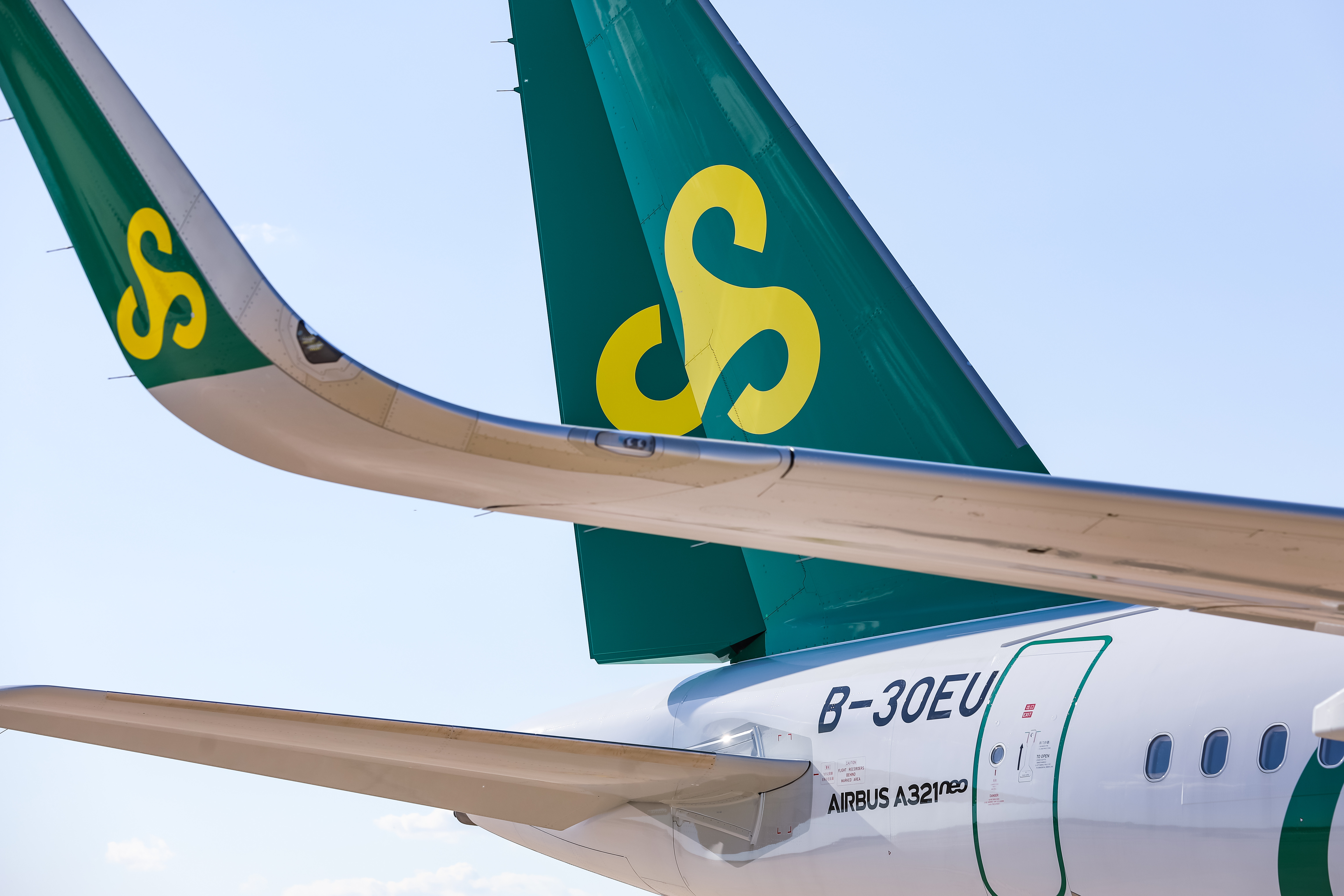 next generation plane joins spring airlines fleet