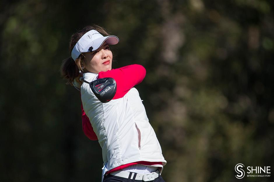 Zhang, Liu share three-shot lead in Beijing