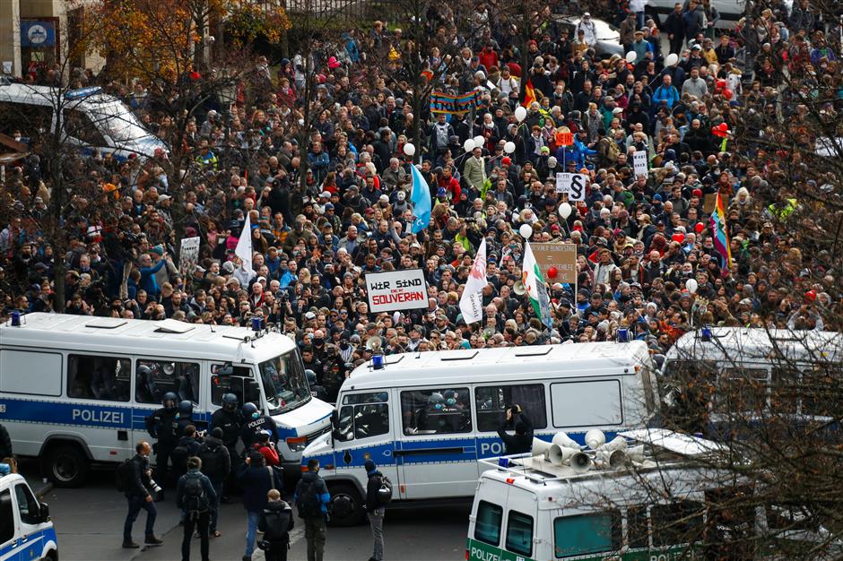 Mass German protests at virus restrictions