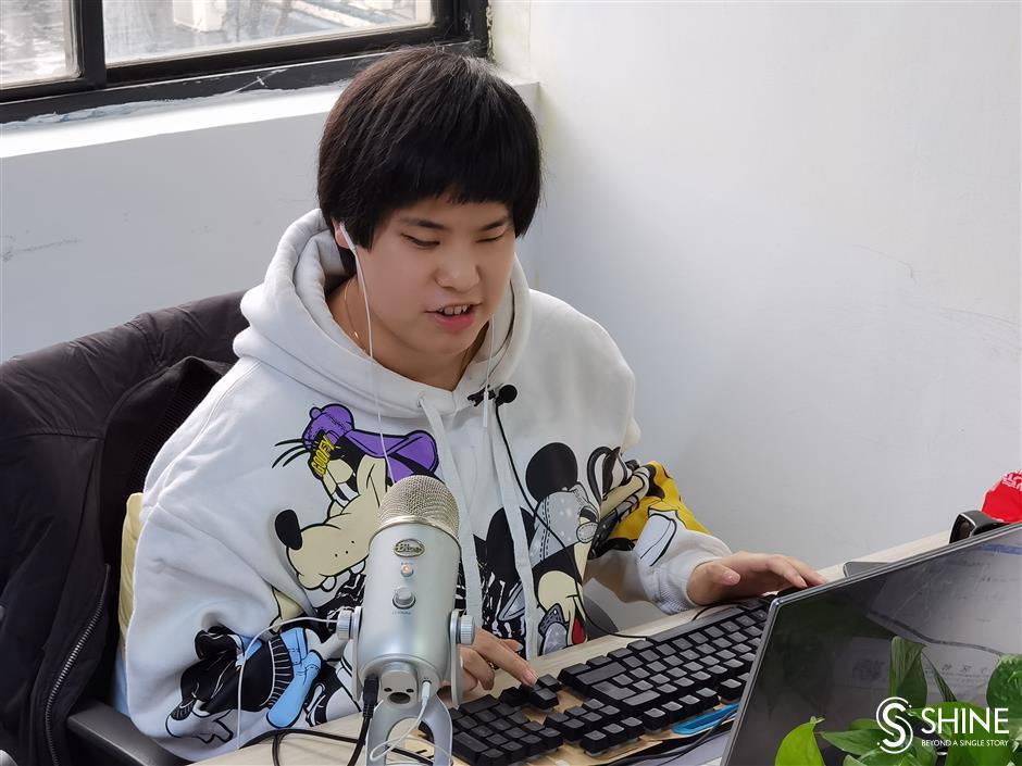 Disabled podcasters earn a living online