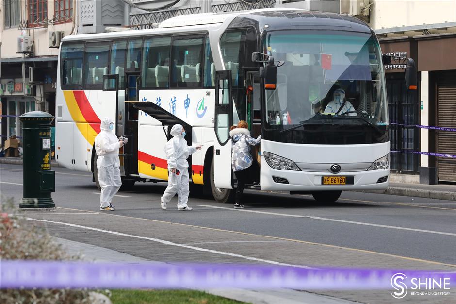 Zhaotong neighborhood goes into lockdown