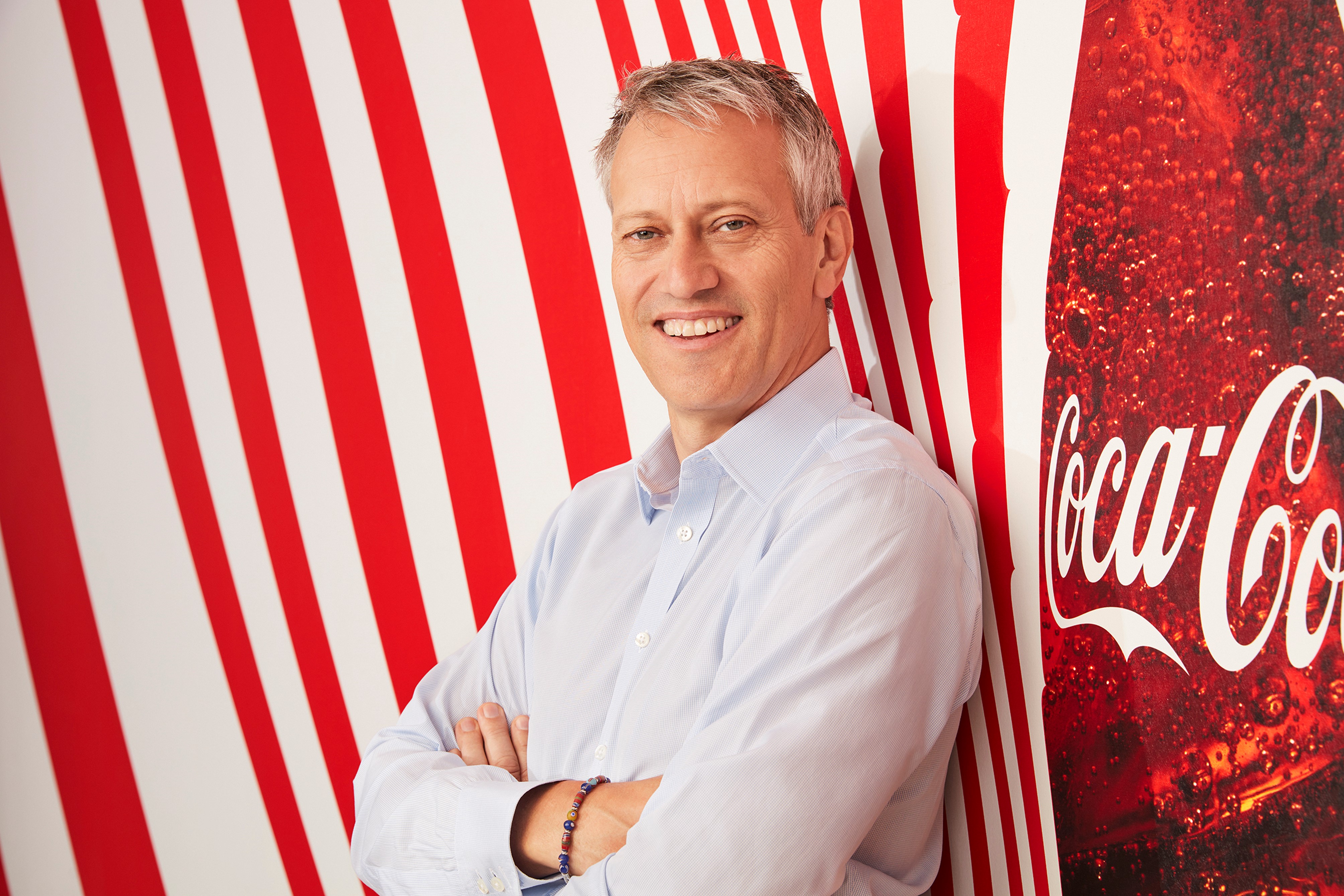coca-cola 2020 q4 operating profit up 8%; sparking soft drinks