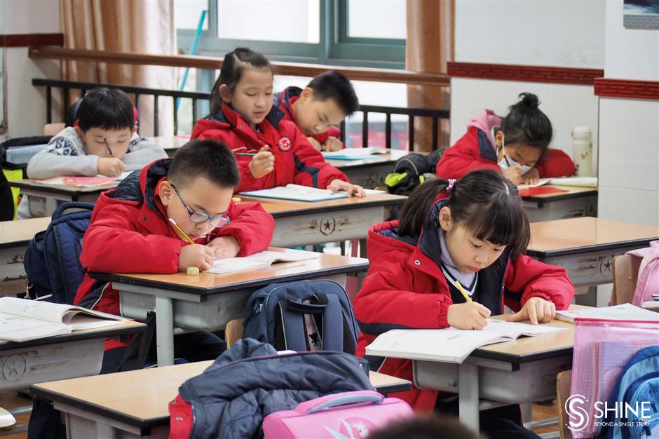 Students happy with longer hours at school