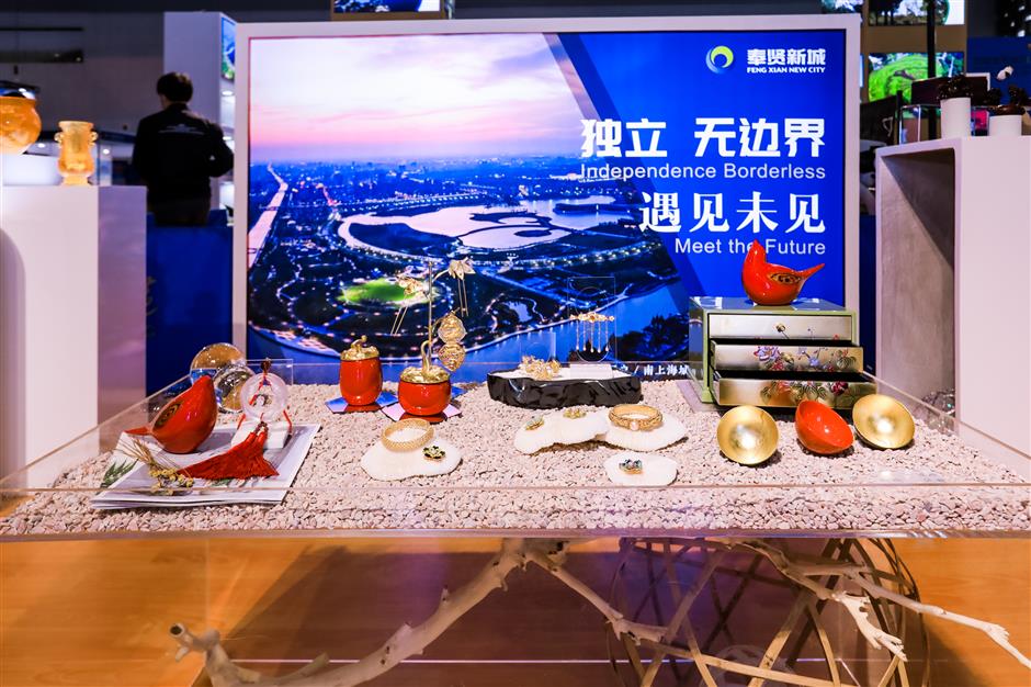 Exhibition highlights Chinas scenic splendor