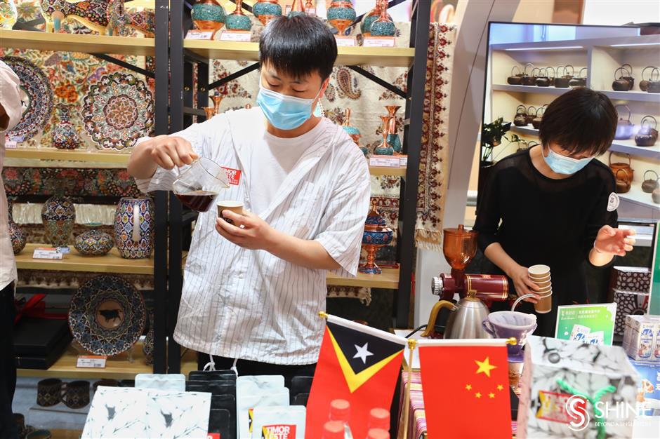 Pudong shopping festival opens with pop-up fairs