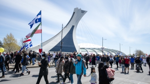 Thousands march in Montreal against virus restrictions - Vimarsana News