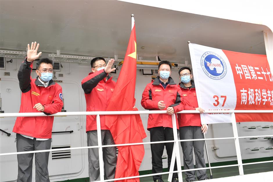 First Chinese-built icebreaker returns from long Antarctic voyage