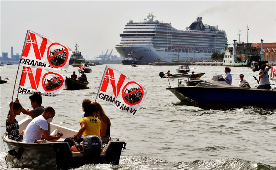 Protests as 1st post-virus cruise ship leaves Venice