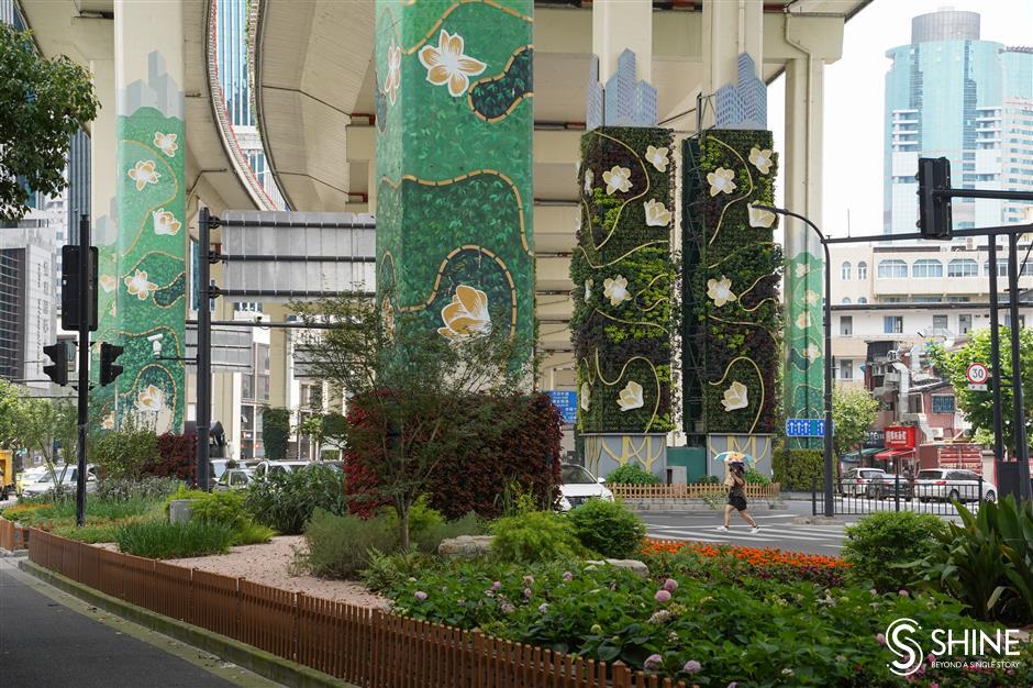 Day by day, Shanghai streets and public spaces getting greener