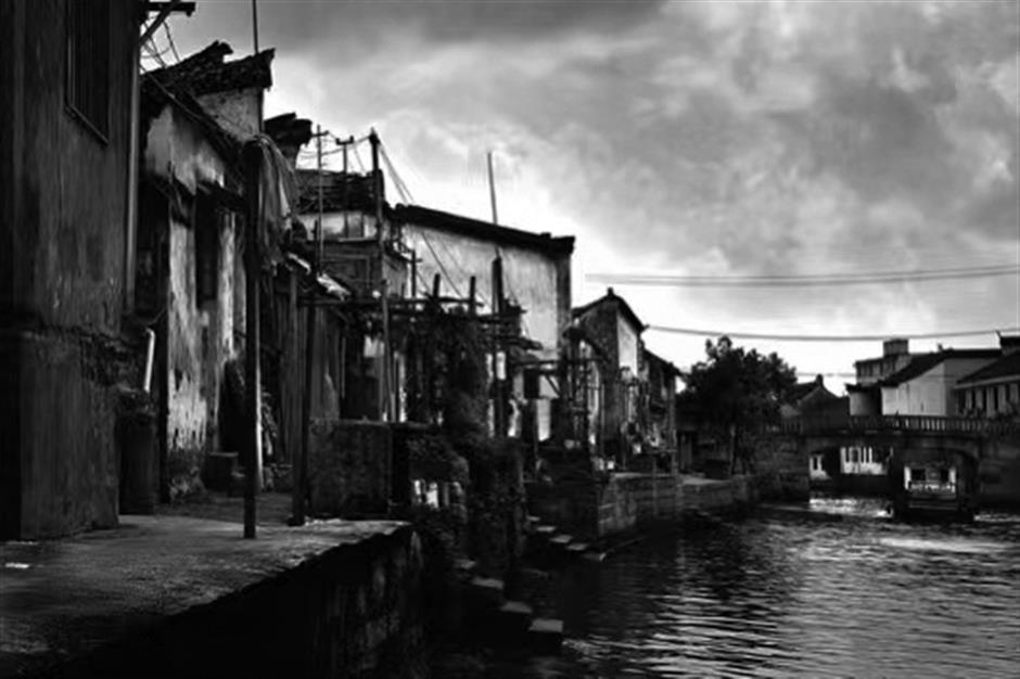 Tang Xilin's images of old Songjiang bring the district's past to life