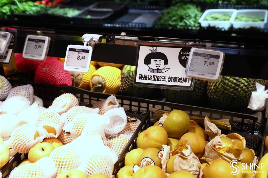 Fruits in wet market 'talk' to shoppers in memes