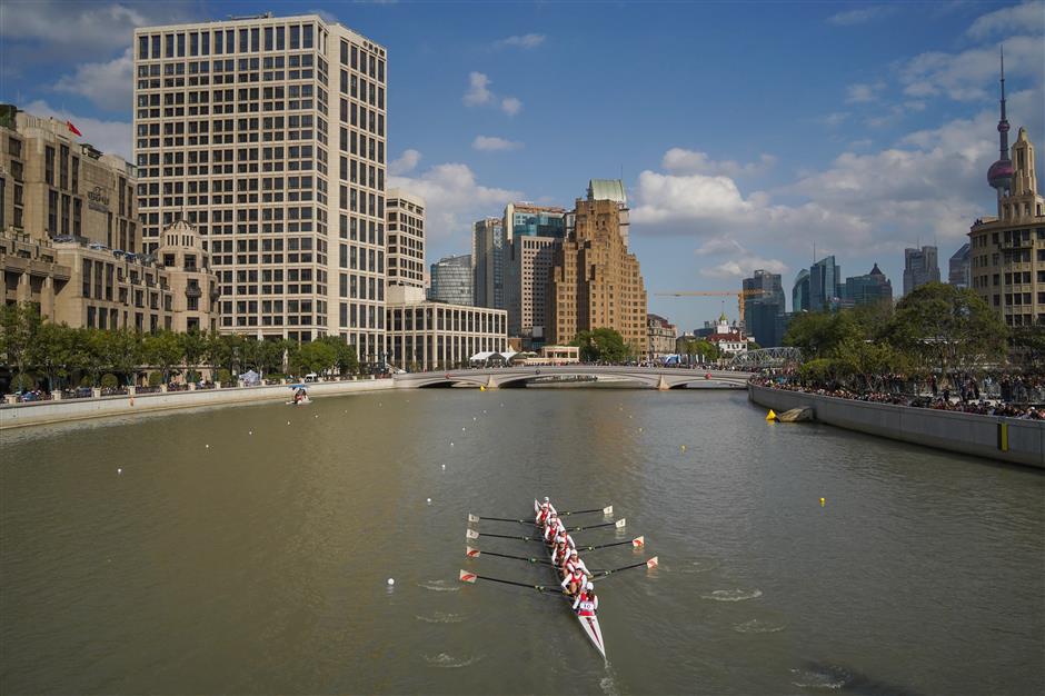 Suzhou Creek river regatta was simply 'oarsome'