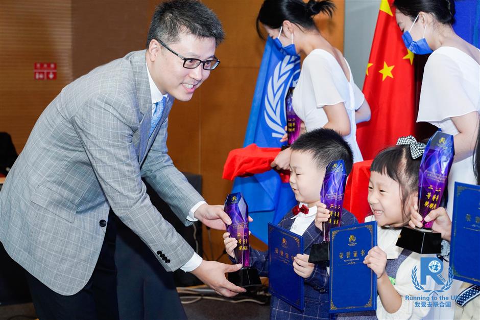 Shanghai students to show English speaking talents to UN