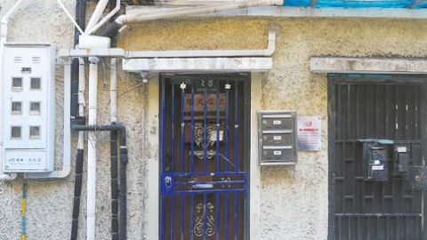 Alleyway of 'Ten Thousand Conveniences' - Travel in China