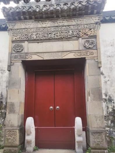 Ancient bricks and tiles are on display in Zhujiajiao