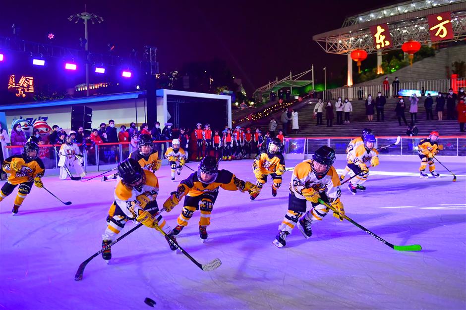 It may not snow in Shanghai but city warms to winter sports