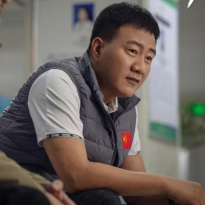 Veteran actor lauded for father-coach role