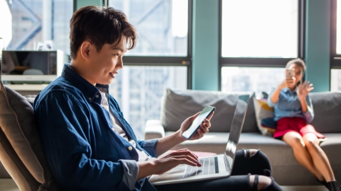 Home or office? Traditional workplace undergoes transition - China In Focus News