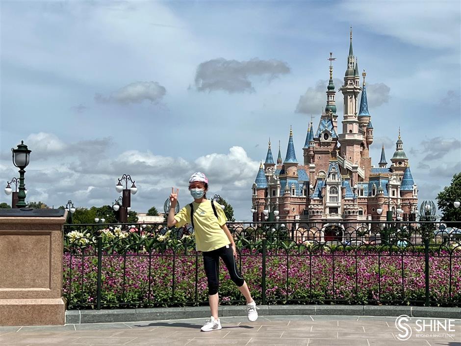 Devoted fans welcome reopening of Shanghai Disneyland