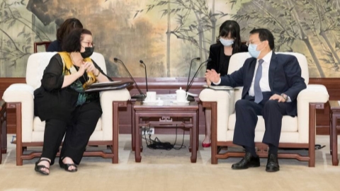 Mayor Gong Zheng meets New Zealand ambassador - Vimarsana News