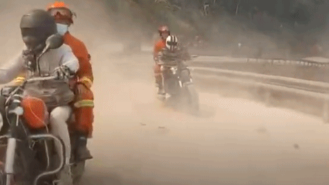 Motorcyclists go full throttle to help in Chongqing - Vimarsana News
