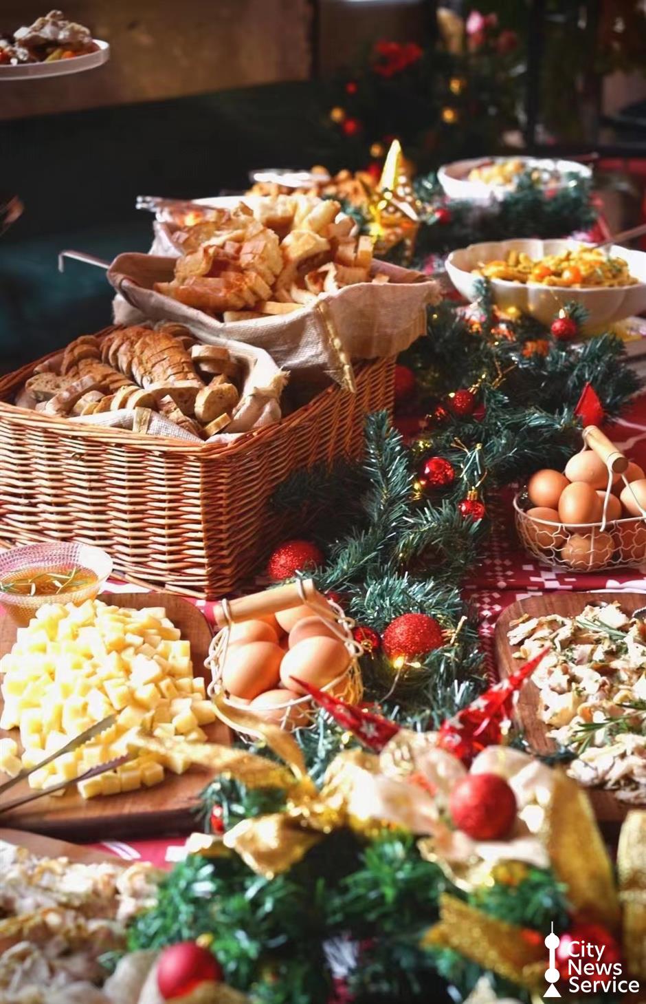 It's that time of the year when festive menus for Christmas abound ...