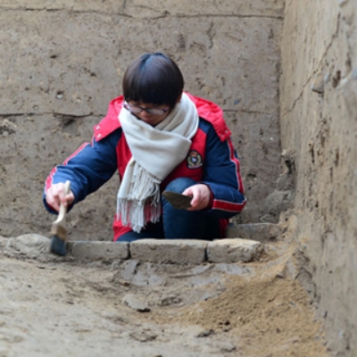 Han Dynasty relics excavated from ancient city ruins in north China